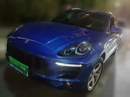 PORSCHE MACAN 2017