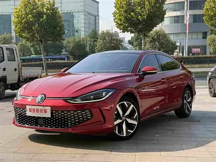 VOLKSWAGEN LAMANDO 2022