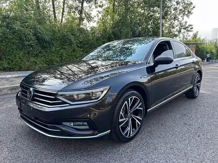 VOLKSWAGEN MAGOTAN 2021
