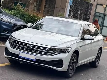 VOLKSWAGEN SAGITAR 2024