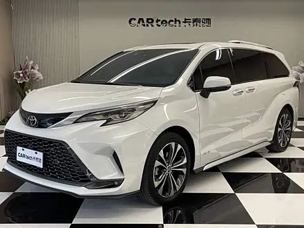 TOYOTA GRANVIA 2024