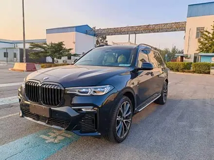 BMW X7 2021