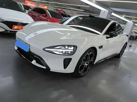 XIAOMI SU7 2024