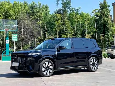 VOYAH TAISHAN X8 2026