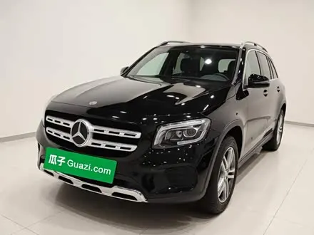 MERCEDES-BENZ GLB 2021
