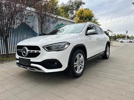 MERCEDES-BENZ GLA 2022