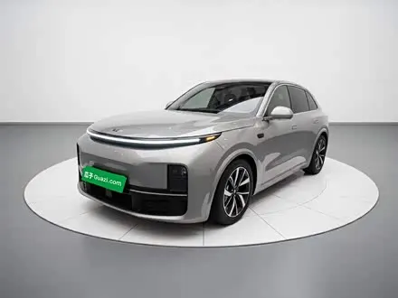 LI AUTO L8 2023