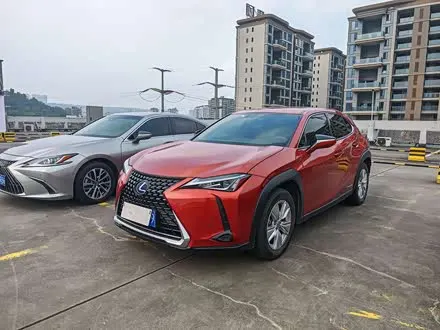 LEXUS UX — из Китая под ключ
