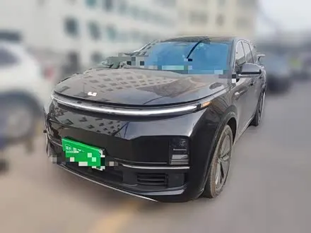 LI AUTO L8 2024
