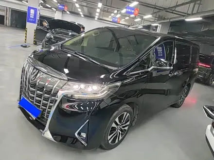 TOYOTA ALPHARD 2018