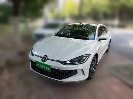 VOLKSWAGEN LAMANDO 2022