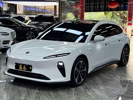 NIO ET5T 2024