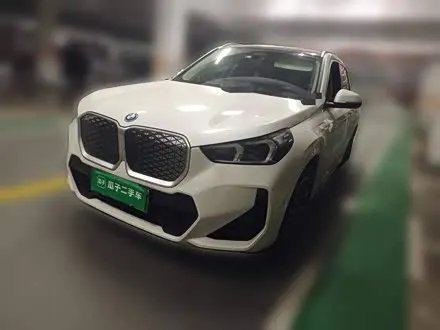 BMW IX1 2023