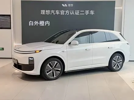 LI AUTO L6 2024
