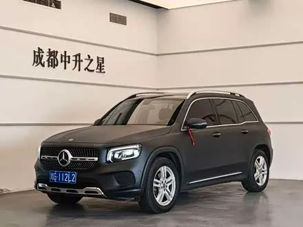MERCEDES-BENZ GLB 2021