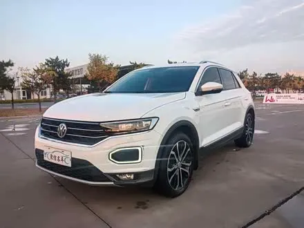 VOLKSWAGEN T-ROC 2019