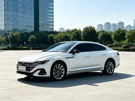 VOLKSWAGEN CC 2024