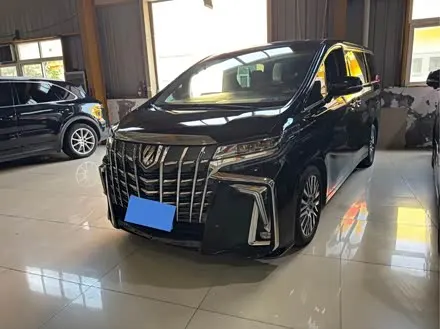 TOYOTA ALPHARD 2015