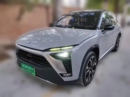 NIO ES8 2020
