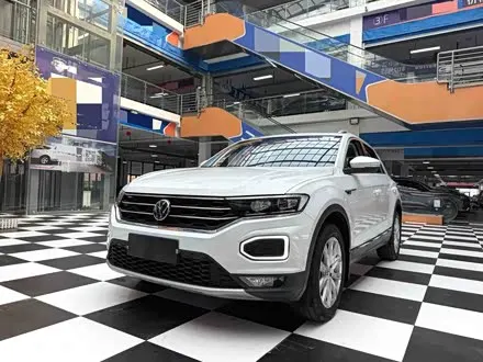 VOLKSWAGEN T-ROC 2021