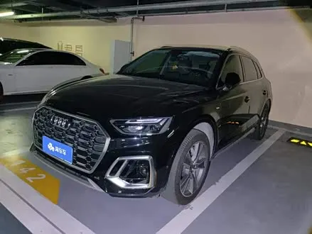 AUDI Q5L 2022