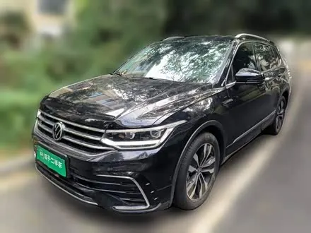 VOLKSWAGEN TIGUAN L 2024