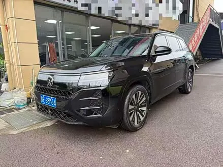 VOLKSWAGEN TERAMONT 2025