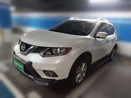 NISSAN X-TRAIL 2015