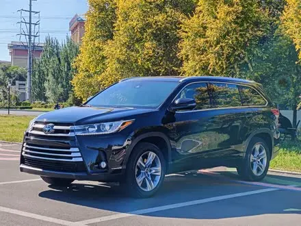TOYOTA HIGHLANDER 2018