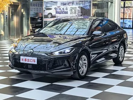 VOLKSWAGEN LAMANDO — из Кореи под ключ