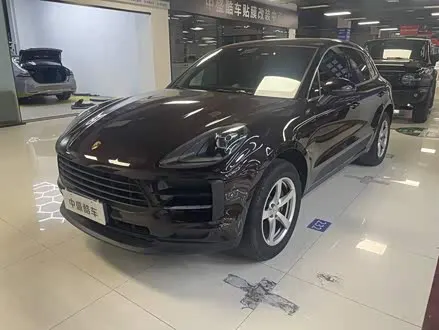 PORSCHE MACAN 2018