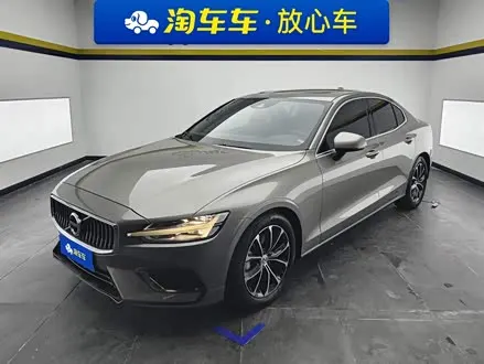 VOLVO S60 2022