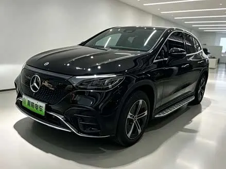 MERCEDES-BENZ EQE SUV 2024