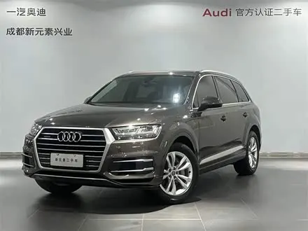 AUDI Q7 2019