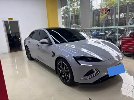 BYD SEAL 2025