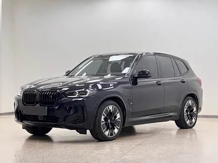 BMW IX3 2022