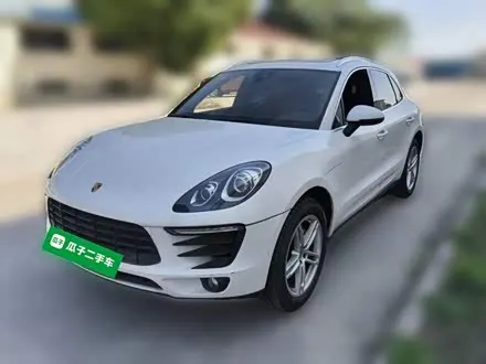 PORSCHE MACAN 2017