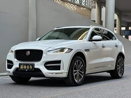 JAGUAR F-PACE 2019