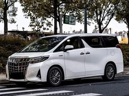 TOYOTA ALPHARD 2021