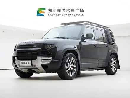 LAND ROVER DEFENDER 2024