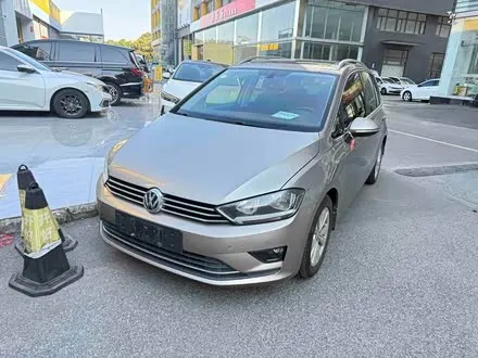 VOLKSWAGEN GOLF · SPORTSVAN — из Китая под ключ