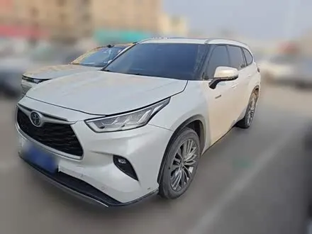 TOYOTA HIGHLANDER 2022