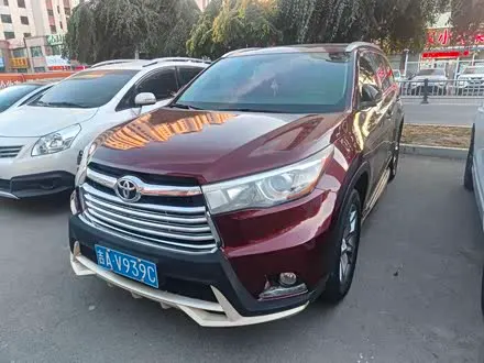 TOYOTA HIGHLANDER 2015