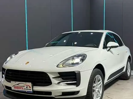 PORSCHE MACAN 2020