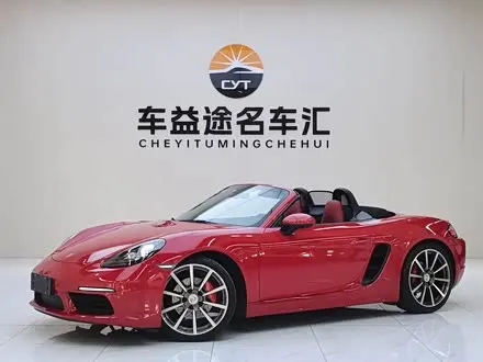 PORSCHE 718 2018