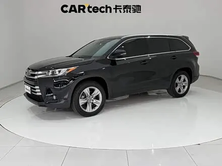 TOYOTA HIGHLANDER 2021