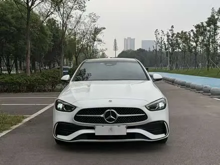 MERCEDES-BENZ C-CLASS 2024