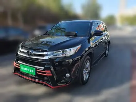 TOYOTA HIGHLANDER 2018