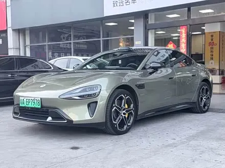 XIAOMI SU7 2024