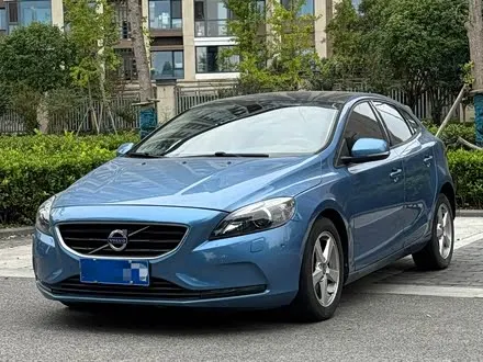 VOLVO V40 — из Китая под ключ